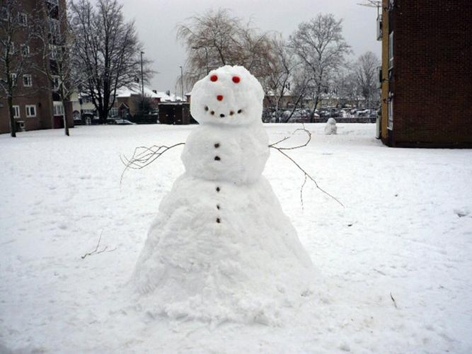 snowman   taken in lydgate road  