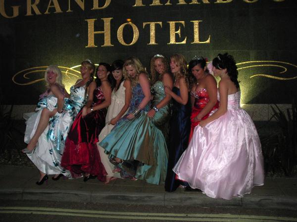 Wyvern Technology College Prom 2010 - sent in by Mandy Herbert.