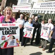 SHOW OF SUPPORT: Traders in Merry Oak are backing the Daily Echo’s Buy Local, Shop Local campaign.       Echo pictures by Chris Moorhouse. Order no: 9252764