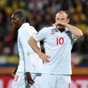 Emile Heskey and Wayne Rooney failed to breach the Algerian defence