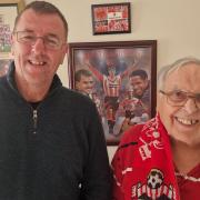 Saints hero Matt Le Tissier visits Oakhaven Hospice patient Brian Youdell at his Dibden Purlieu home