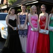 Glitzy limousine arrival for spectacular school Prom