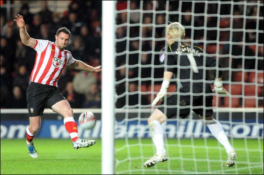 Picture from the npower Championship clash between Saints and Leicester at St Mary's Stadium. The unauthorised download, copying, editing or distribution of this image is strictly prohibited.