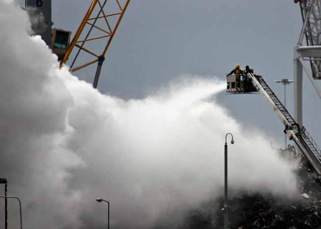 Readers' photos from the fire at Southampton Docks. From Katy Howard.