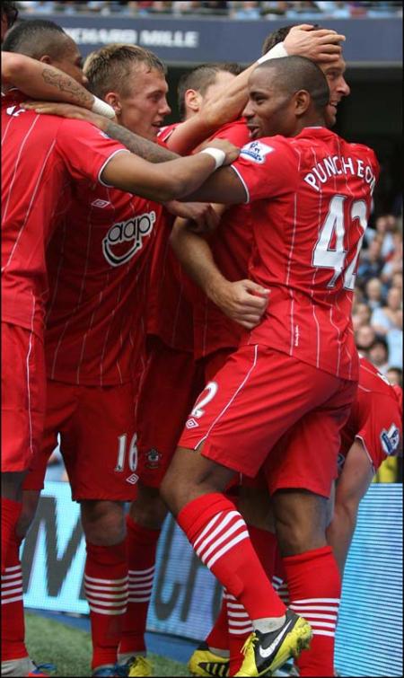 Photographs from Southampton's Premier League match against Manchester City at the Etihad Stadium on Sunday August 19, 2012. The unauthorised downloading, copying, editing or distribution of this picture is strictly prohibited.