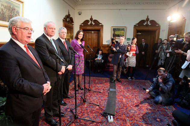 Tanaiste Eamon Gilmore speaking at Stormont Castle with Northern Ireland Secretary Theresa Villers with First Minister Peter Robinson and Deputy First Minister Martin McGuinness marking fifteen years of progress since the Good Friday Agreement.
Picture d