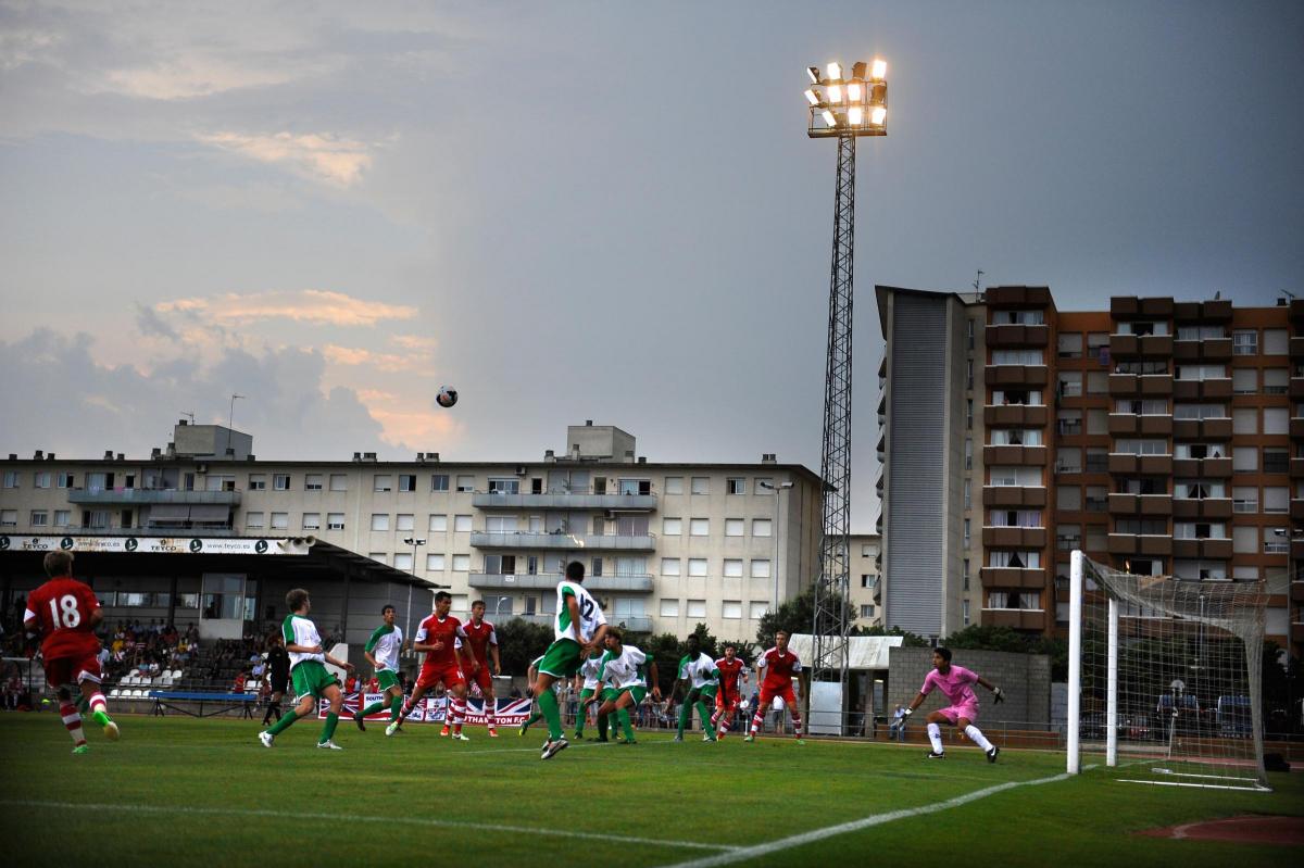 Photos from the friendly between Llagostera and Saints, July 17, 2013.