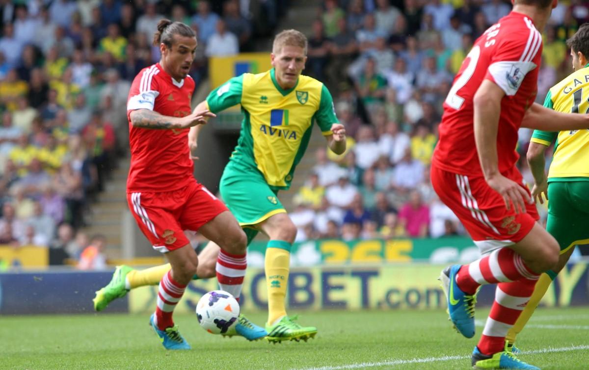 Picture from the Barclay's Premier League match between Norwich and Saints at Carrow Road. The unauthorised downloading, editing, or distribution of this image is strictly prohibited.