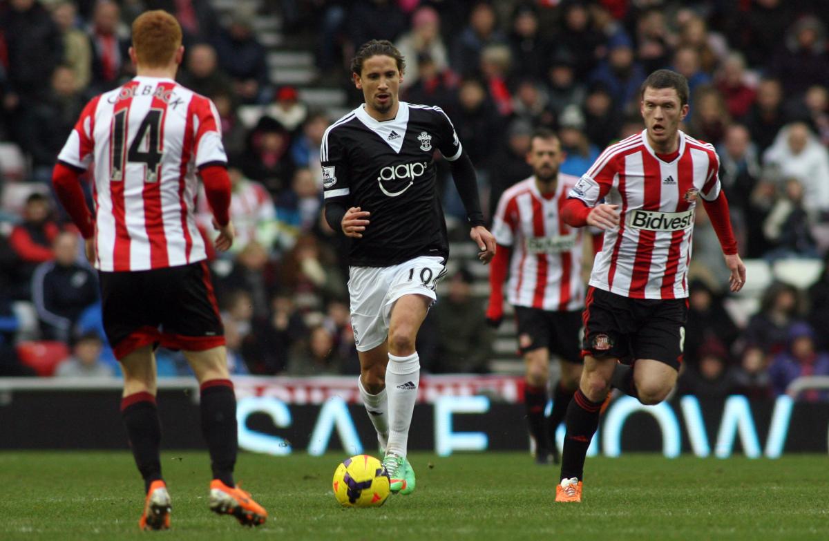 Picture from the Barclay's Premier League match between Sunderland and Saints at the Stadium of Light. The unauthorised downloading, editing, copying, or distribution of this image is strictly prohibited.