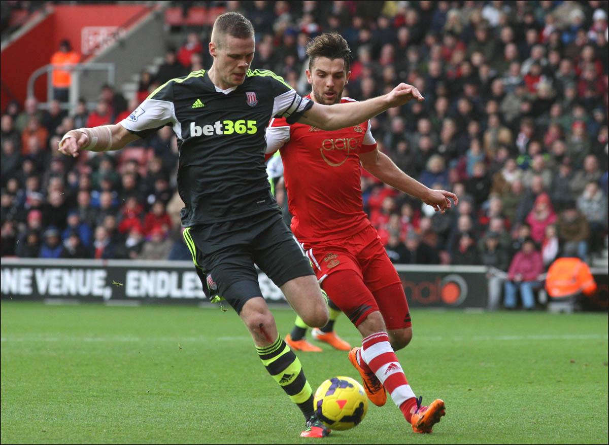 Pictures from the Barclays Premier League clash between Saints and Stoke City at St Mary's Stadium. The unauthorised downloading, copying, editing, or distribution of this image is strictly prohibited.