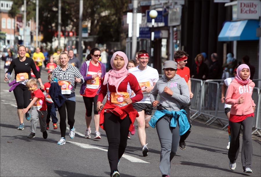 Images of Southampton and Winchester Sport Relief Mile