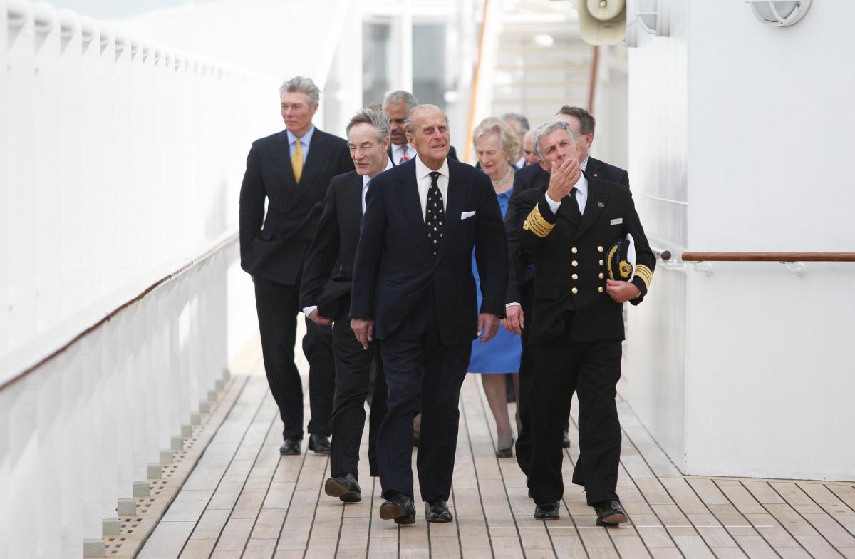 Picture of the Duke of Edinburgh visiting QM2 for her 10th anniversary