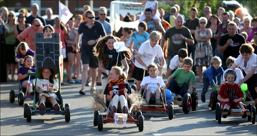 Romsey Bed Race Picture Gallery