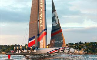 Record-breaking Round the Island Race