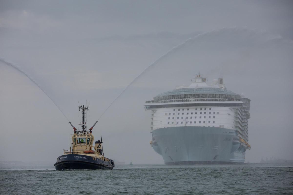 Oasis of the Seas visits Southampton