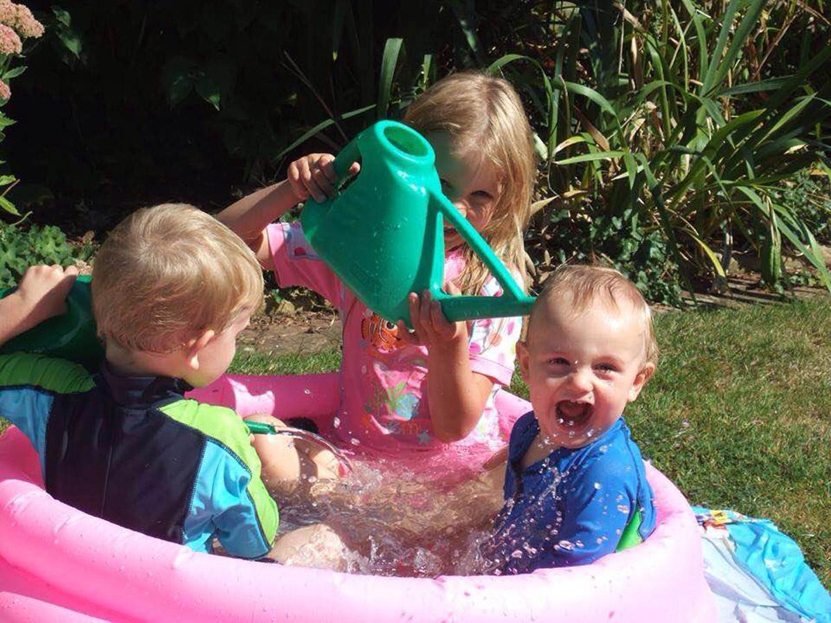  zoe Yellowlees  -children having fun in the pool