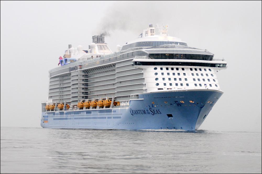See on board new cruise liner Quantum of the Seas with our image gallery.