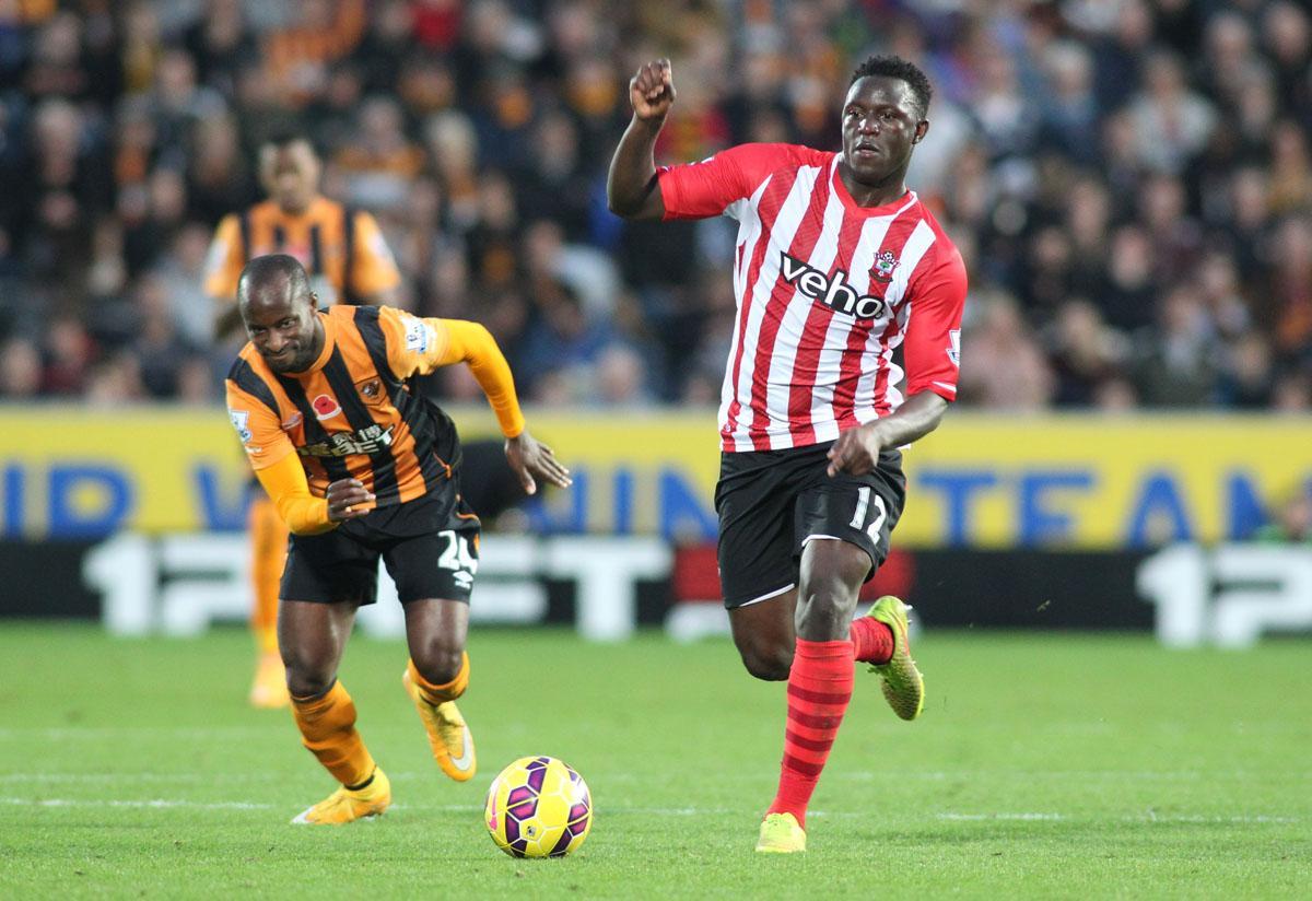 Picture from the Barclay's Premier League clash between Hull and Saints. The unauthorised downloading, editing, copying or distribution of this image is strictly prohibited.