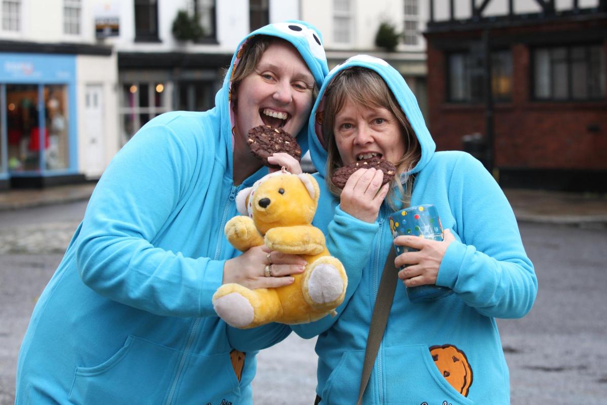 Children in Need 2014 - Amanda Beauchamp and Sue Hannigan as Cookie Monsters