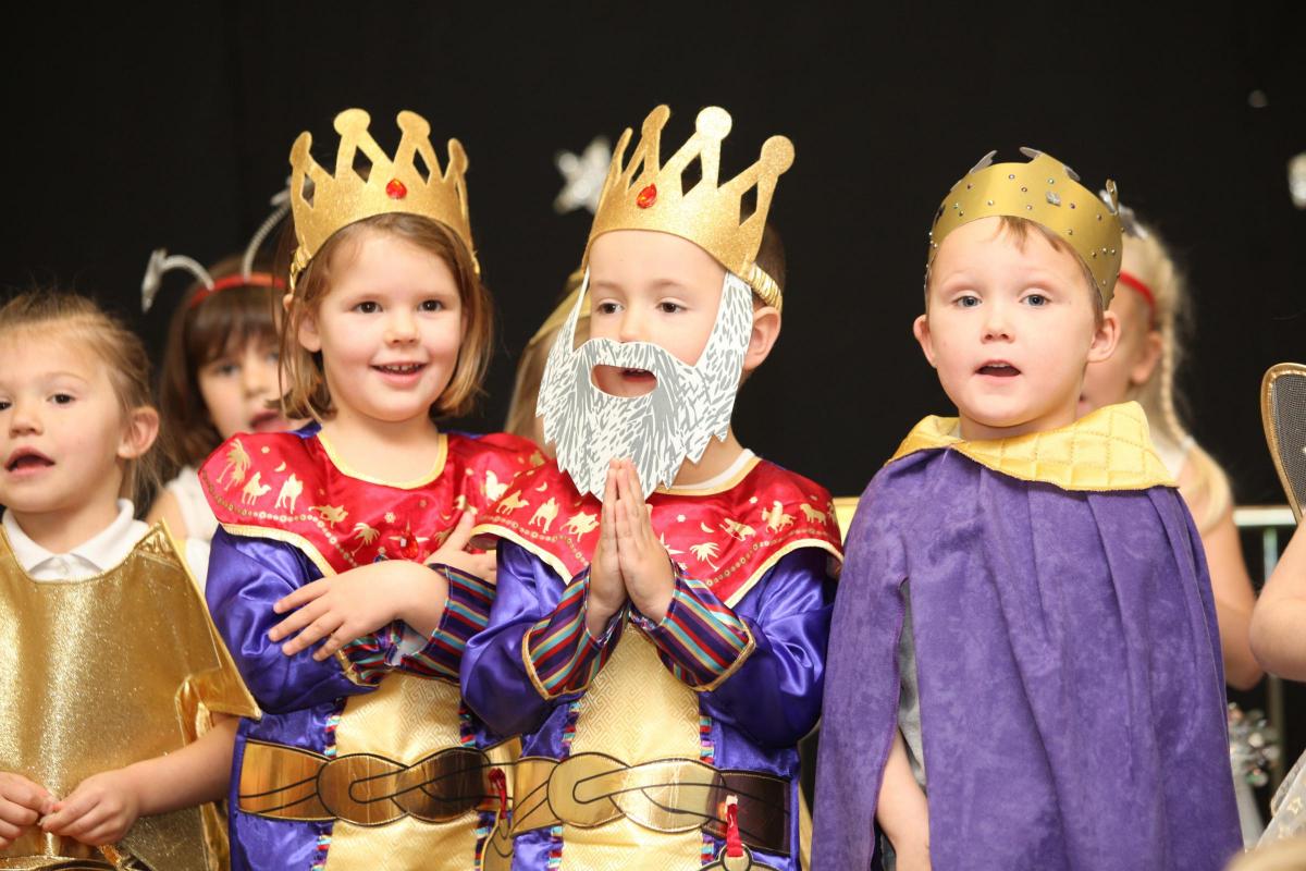 Nativity 2014 - Kanes Hill Primary - click the 'buy this photo' button for alternative shots.