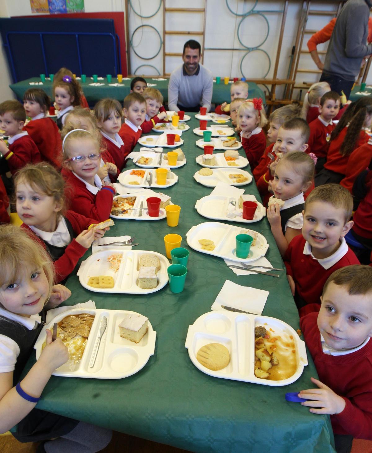 Picture from Matt Le Tissier and Francis Benali's trip to Townhill Infant School for a healthy lunch.