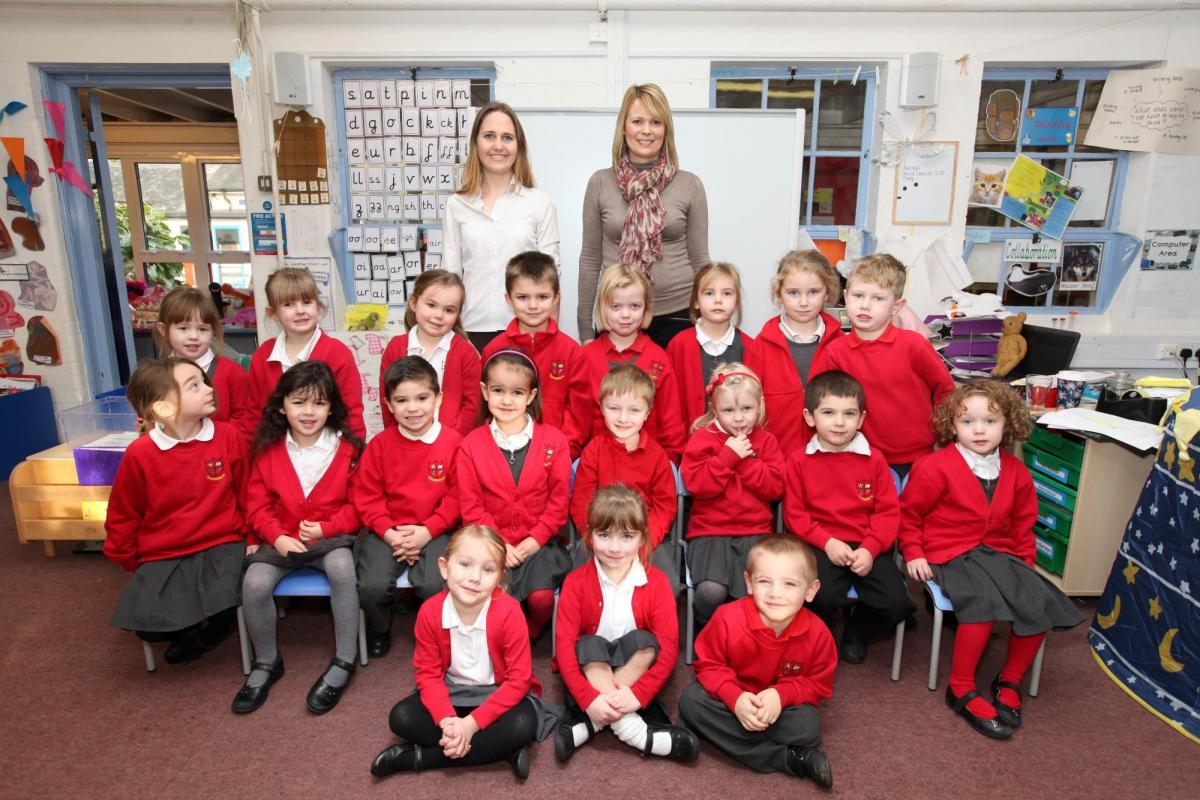 First Class Photos 2014/15 - Shamblehurst Primary