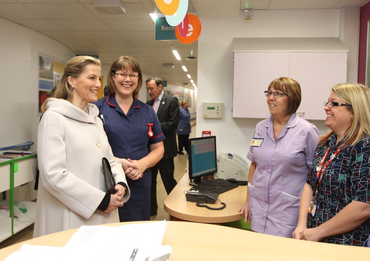 Southampton General Hospital’s new young adult cardiac ward has receive the royal seal of approval as it opens its doors to accept its first patients. 