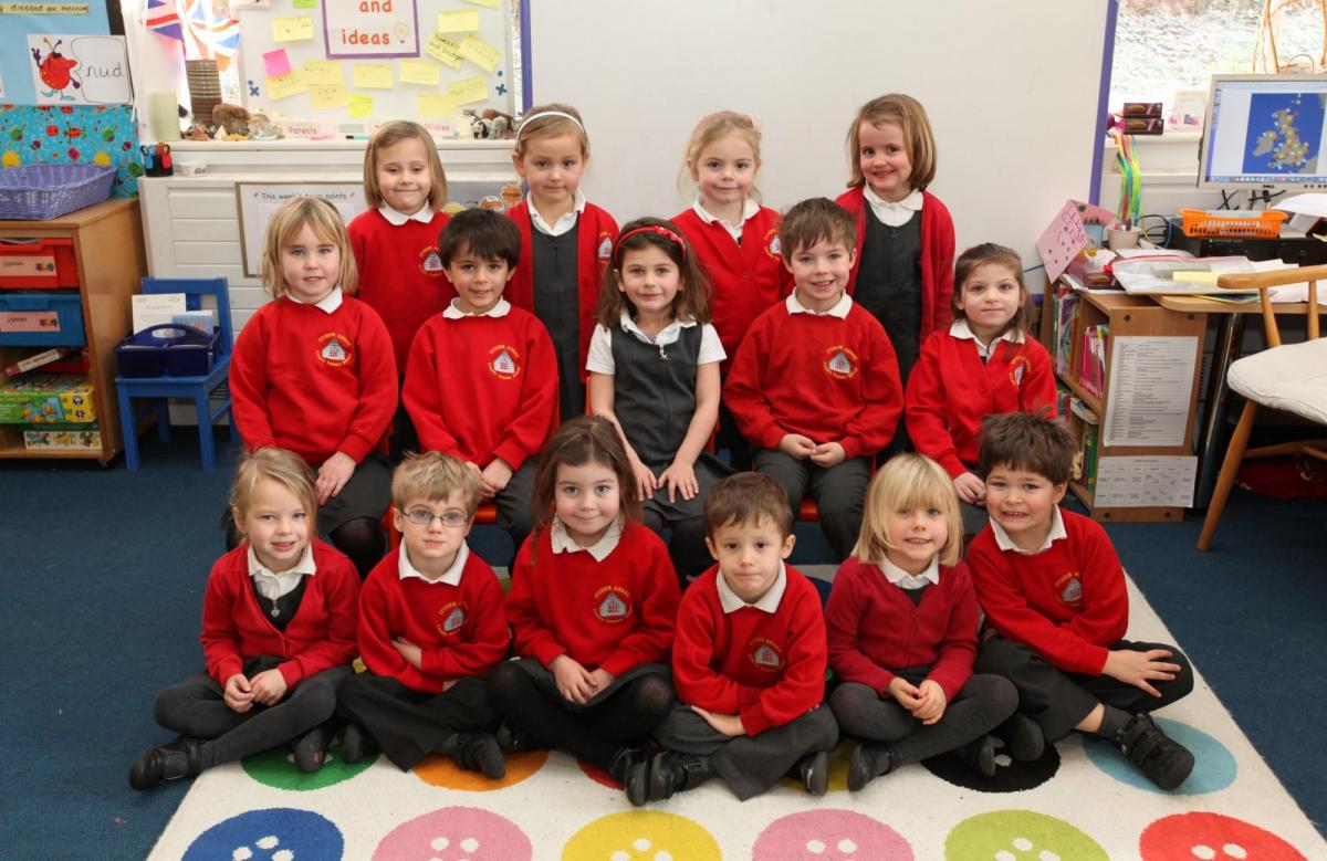 First Class Photos 2014/15 - Itchen Abbas Primary
