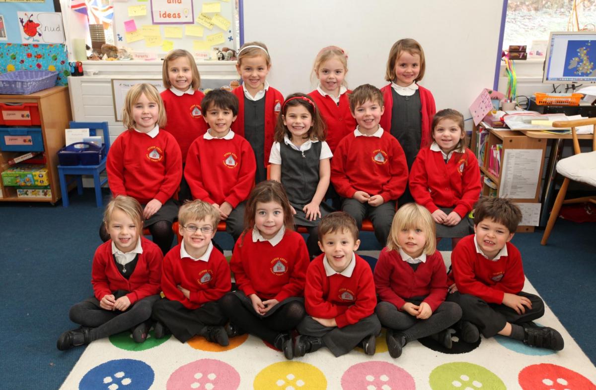 First Class Photos 2014/15 - Itchen Abbas Primary