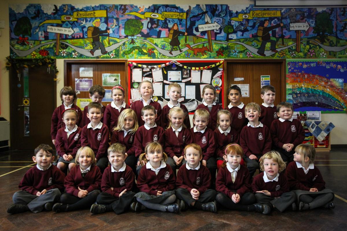First Class Photos 2014/15 - Oakfield Primary