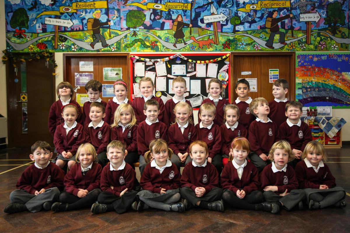 First Class Photos 2014/15 - Oakfield Primary