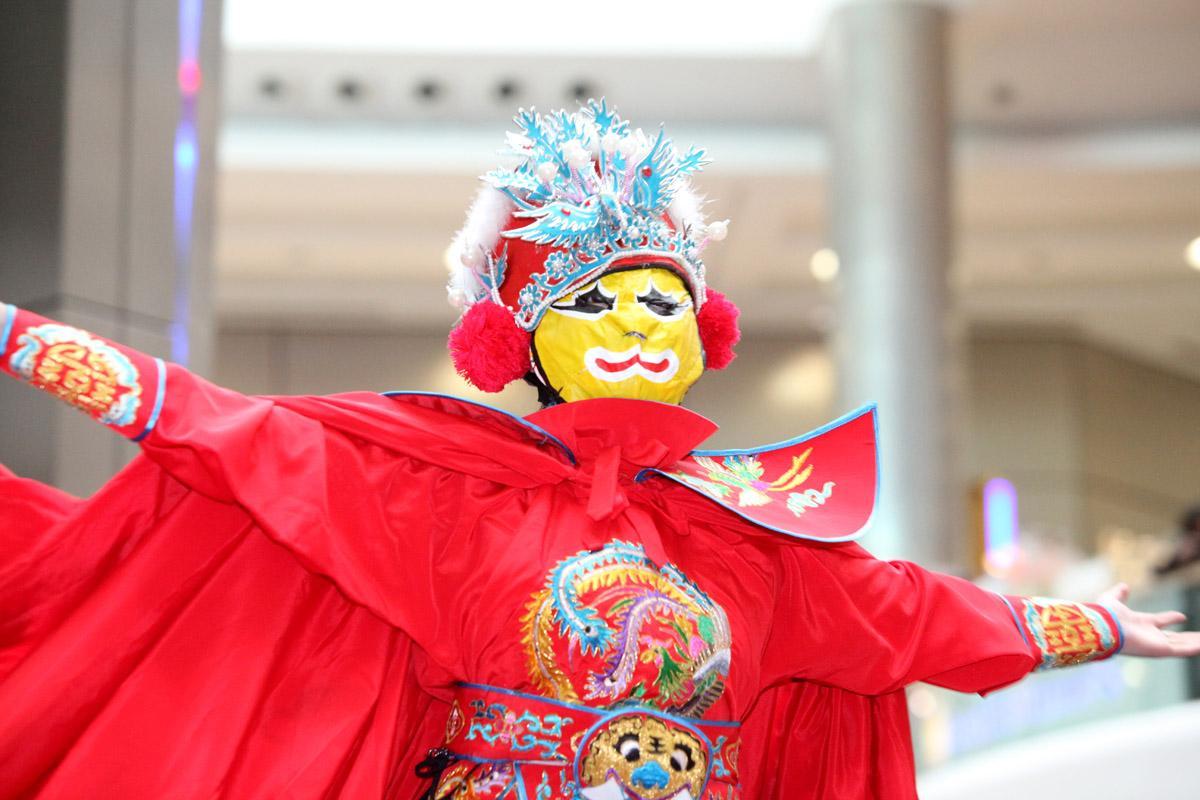 Picture of Chinese New Year celebrations in WestQuay shopping centre.