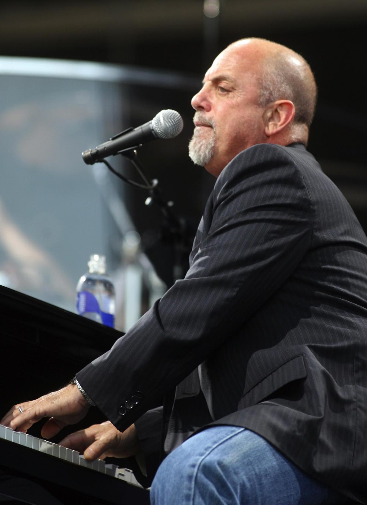 Past concerts at Rose Bowl - Billy Joel