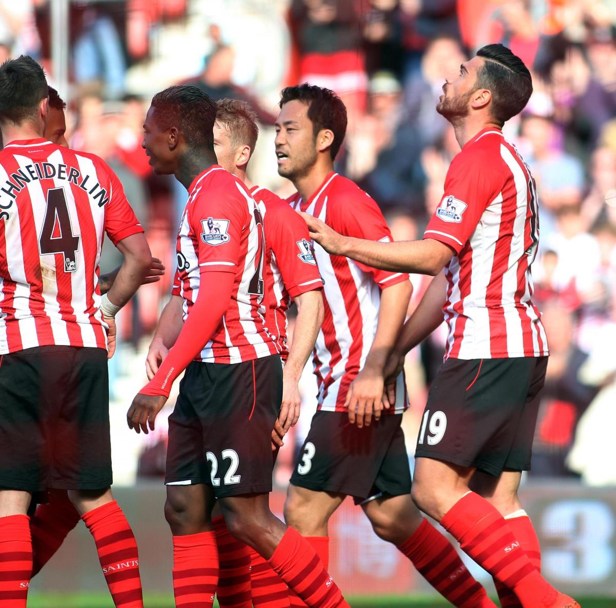 Picture from the Barclays Premier League match between Saints and Hull at St Mary's Stadium. The unauthorised downloading, editing, copying or distribution of this image is strictly prohibited.