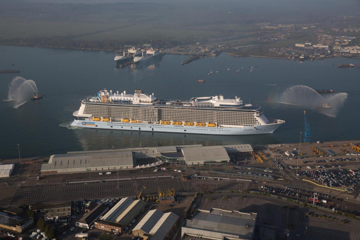 Anthem of the Seas - Picture by Simon Brook-Webb