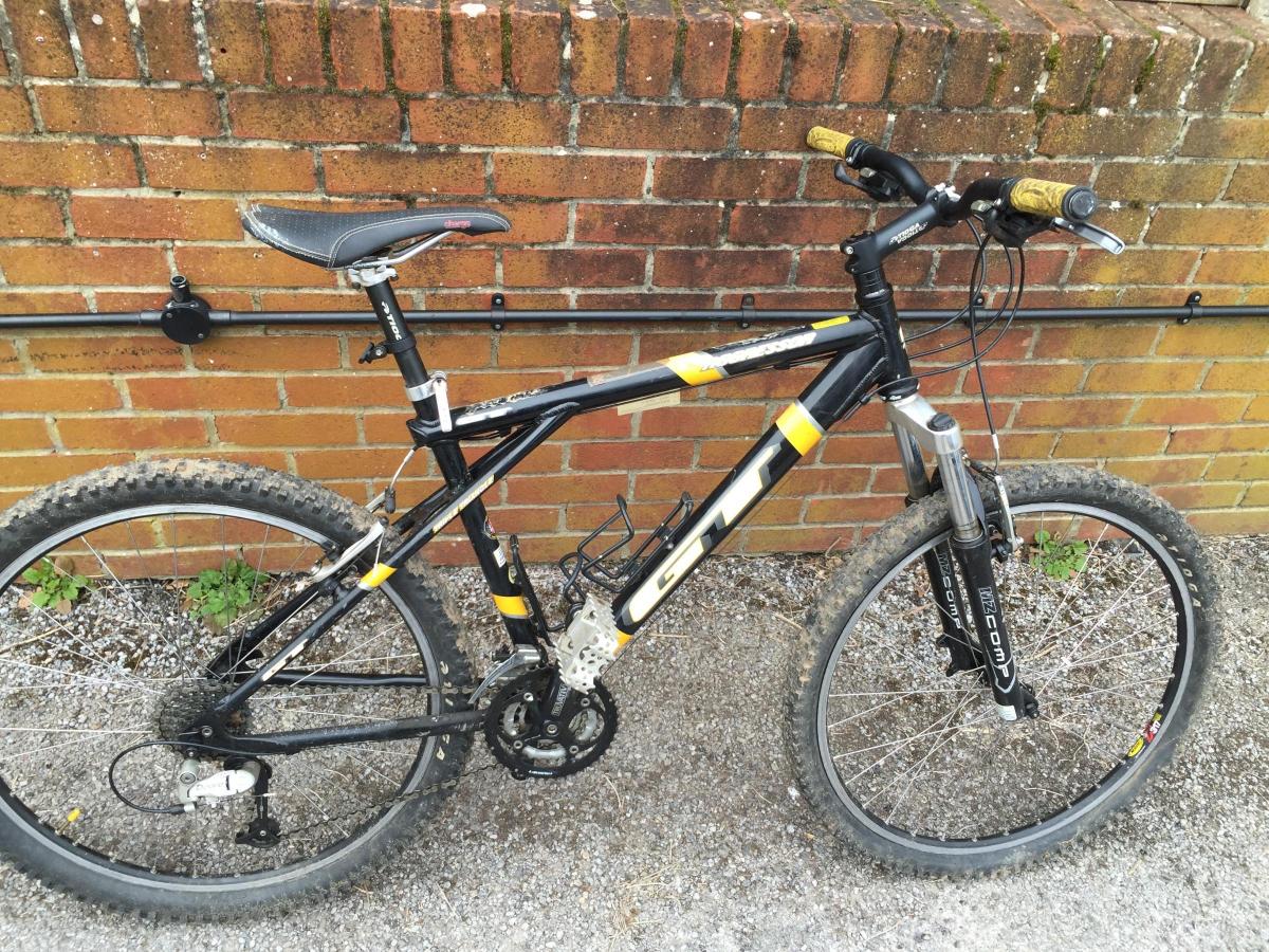 Is this yours? - Hampshire Police reveal haul of recovered stolen goods