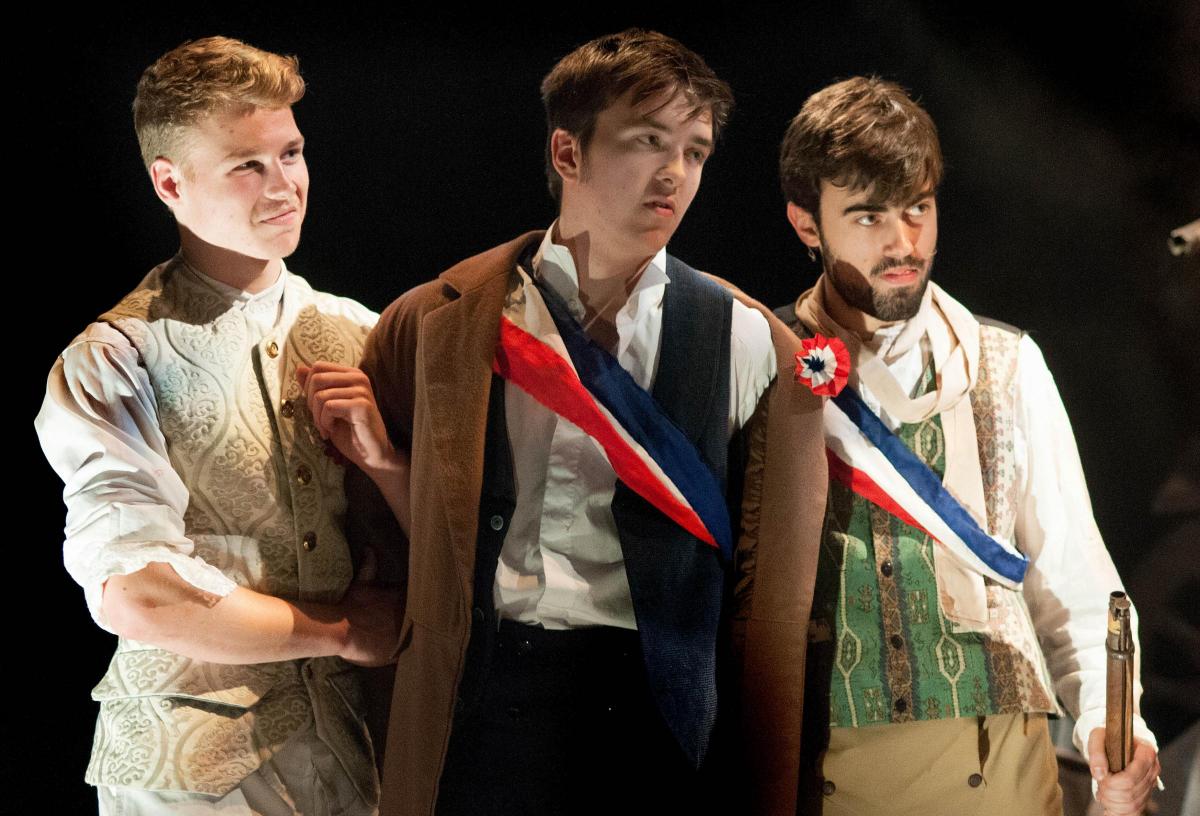 Barton Peveril Les Misérables  - Insp Javert (Charlie Nicholas) is captured