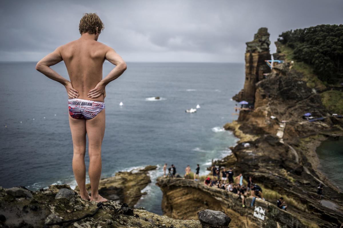Gary Hunt in Red Bull Cliff Diving World Series