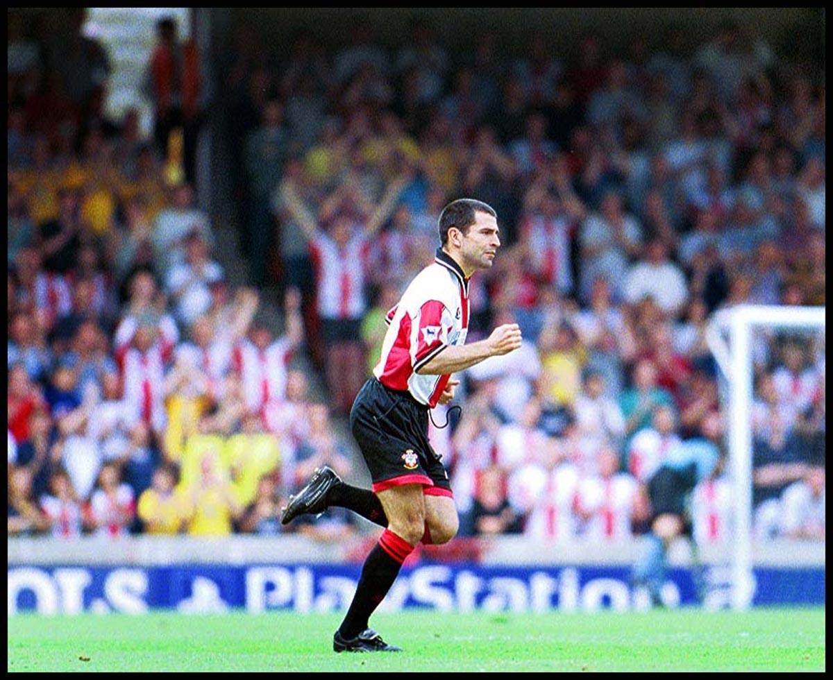 Benali playing against Manchester United