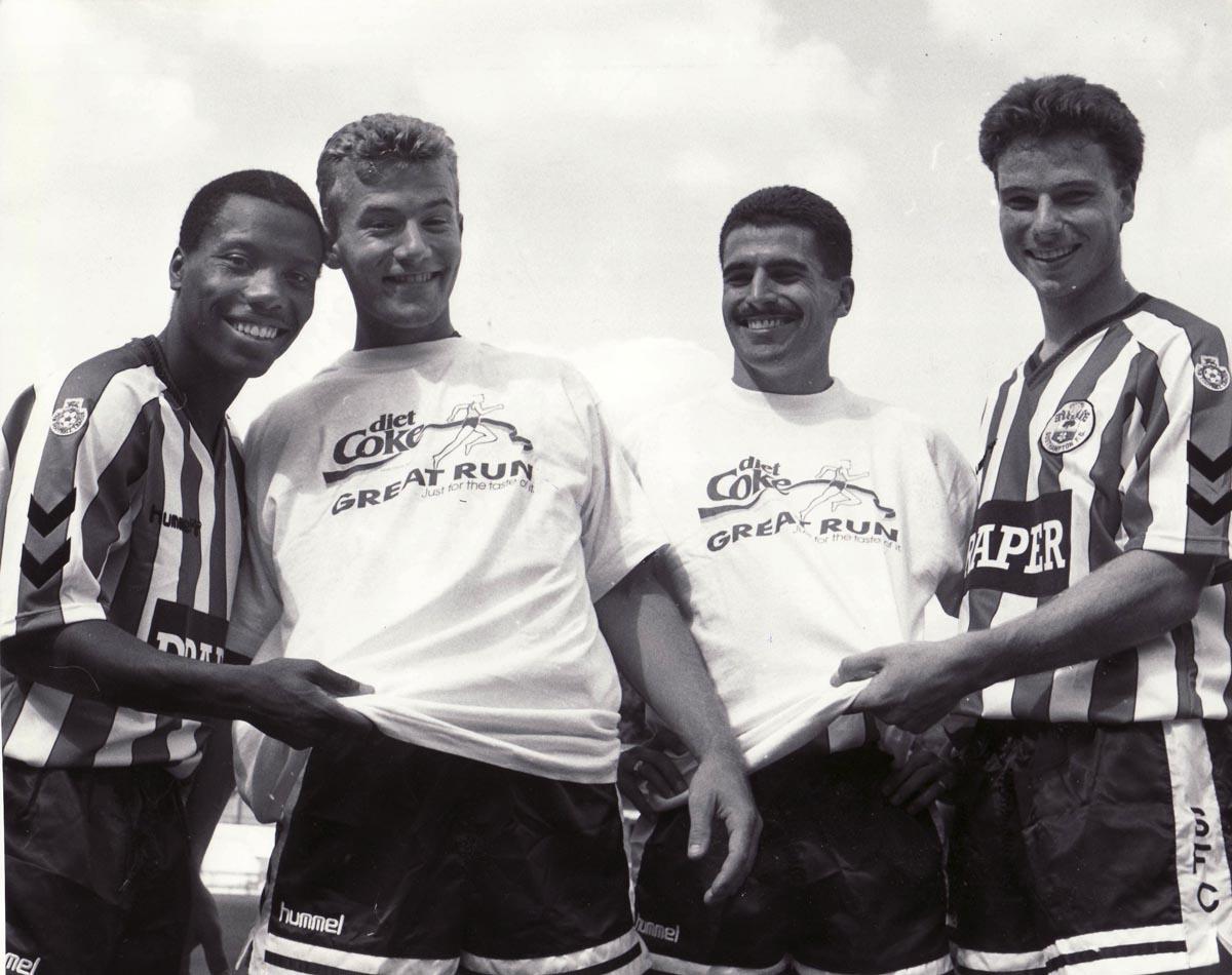 Before the 1990 Great South Run, with teammates Rod Wallace, Alan Shearer and Steve Davies