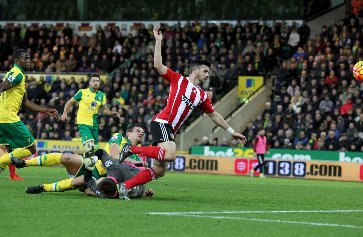 Norwich v Saints. The unauthorised downloading, editing, copying or distribution of this image is strictly prohibited.
