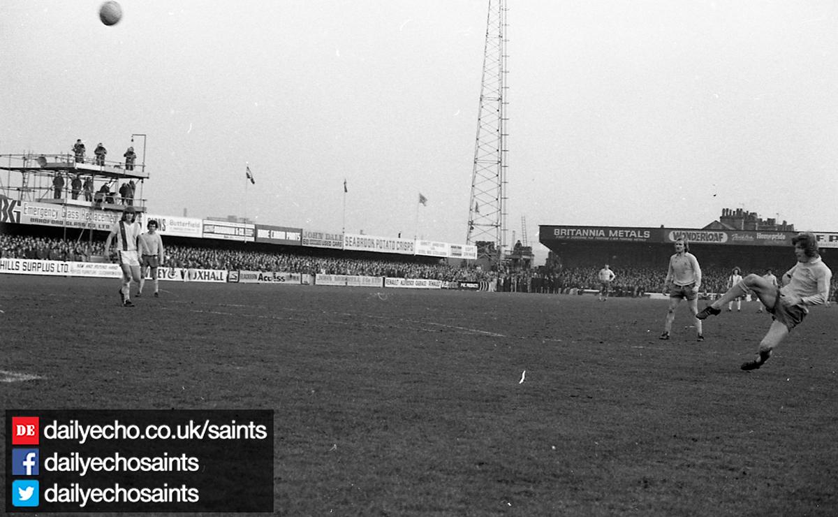 Photographs from Southampton FC's 1976 FA Cup run - Bradford City v Saints at Valley Parade