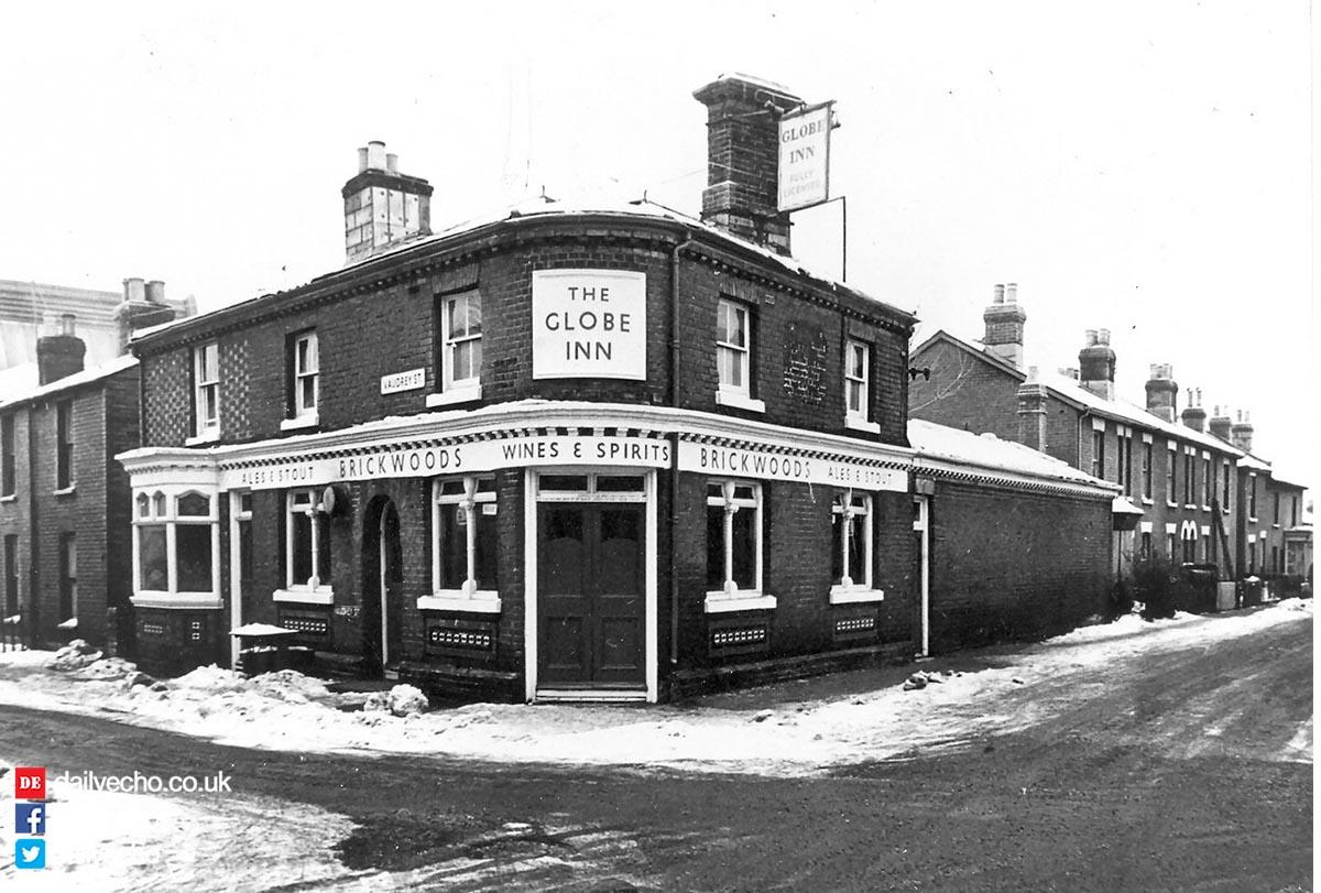 Globe Inn (Stratton Road)