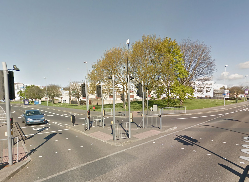 Man in life-threatening condition after late-night assault in Portsmouth - Daily Echo