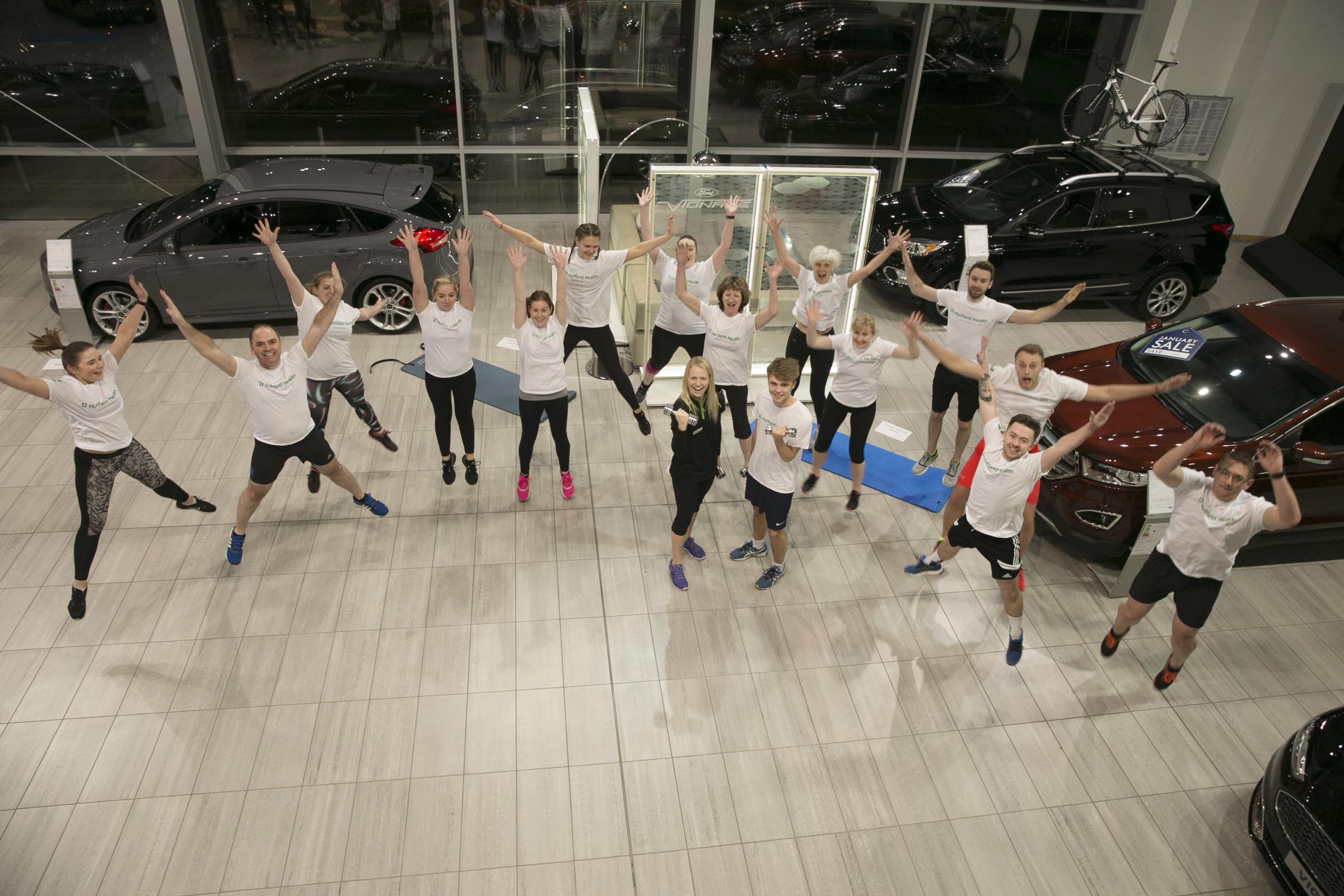 Hendy Ford workers get revved up for the Southampton ABP marathon - Daily Echo