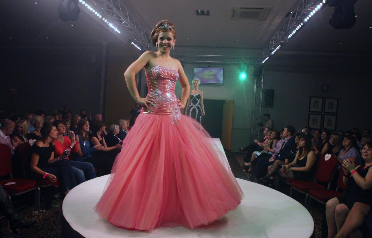 Former Saints take to the catwalk for Sophie