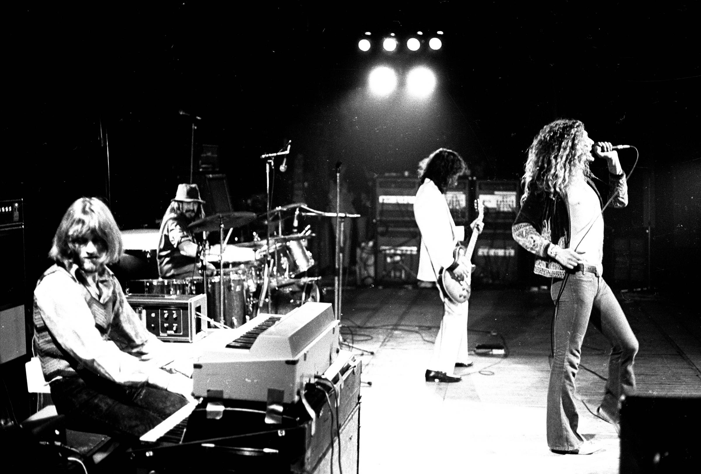 Led Zeppelin live at The Gaumont. 21st Jan 1973. © THE SOUTHERN DAILY ECHO ARCHIVES. Ref 8241e