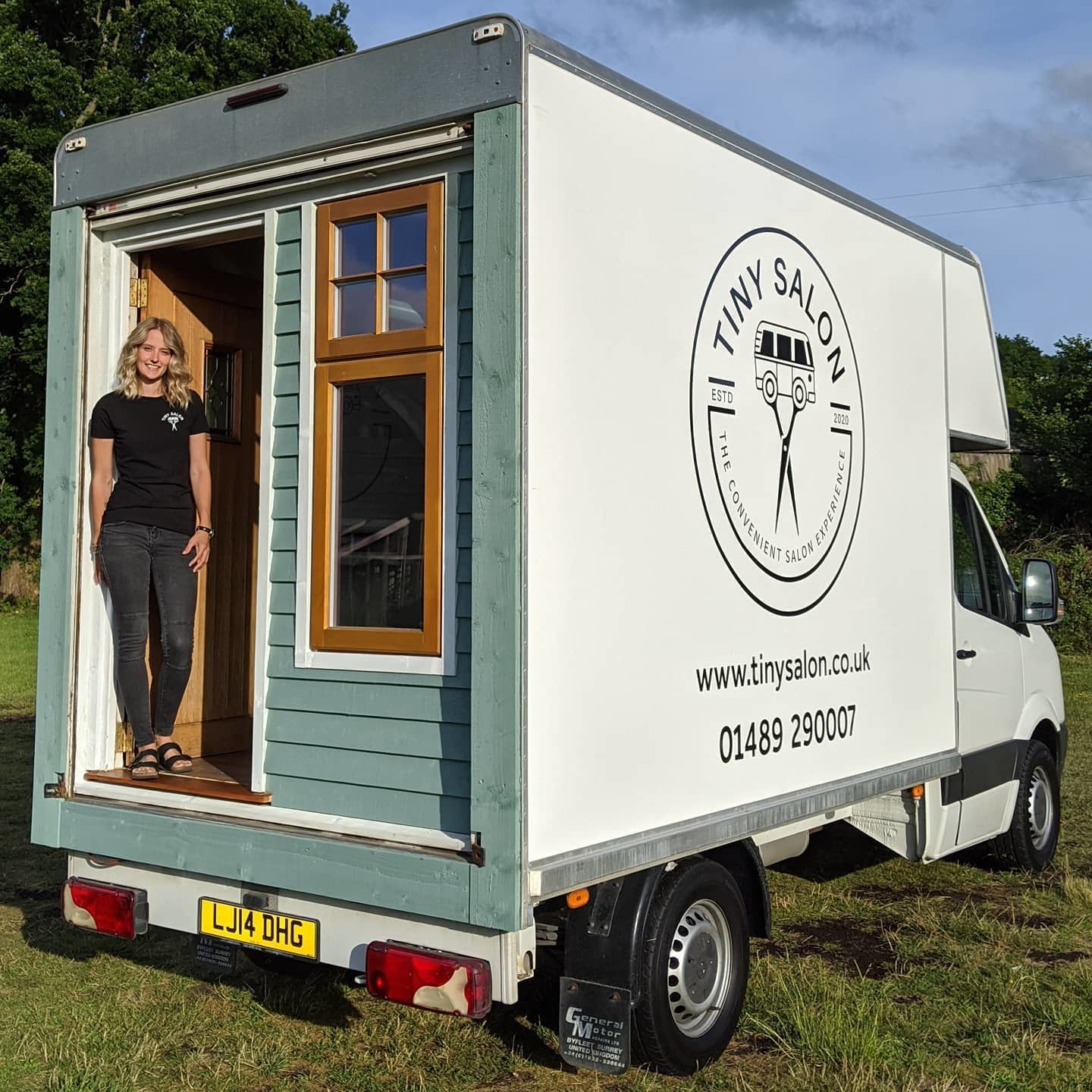mobile salon van for sale uk