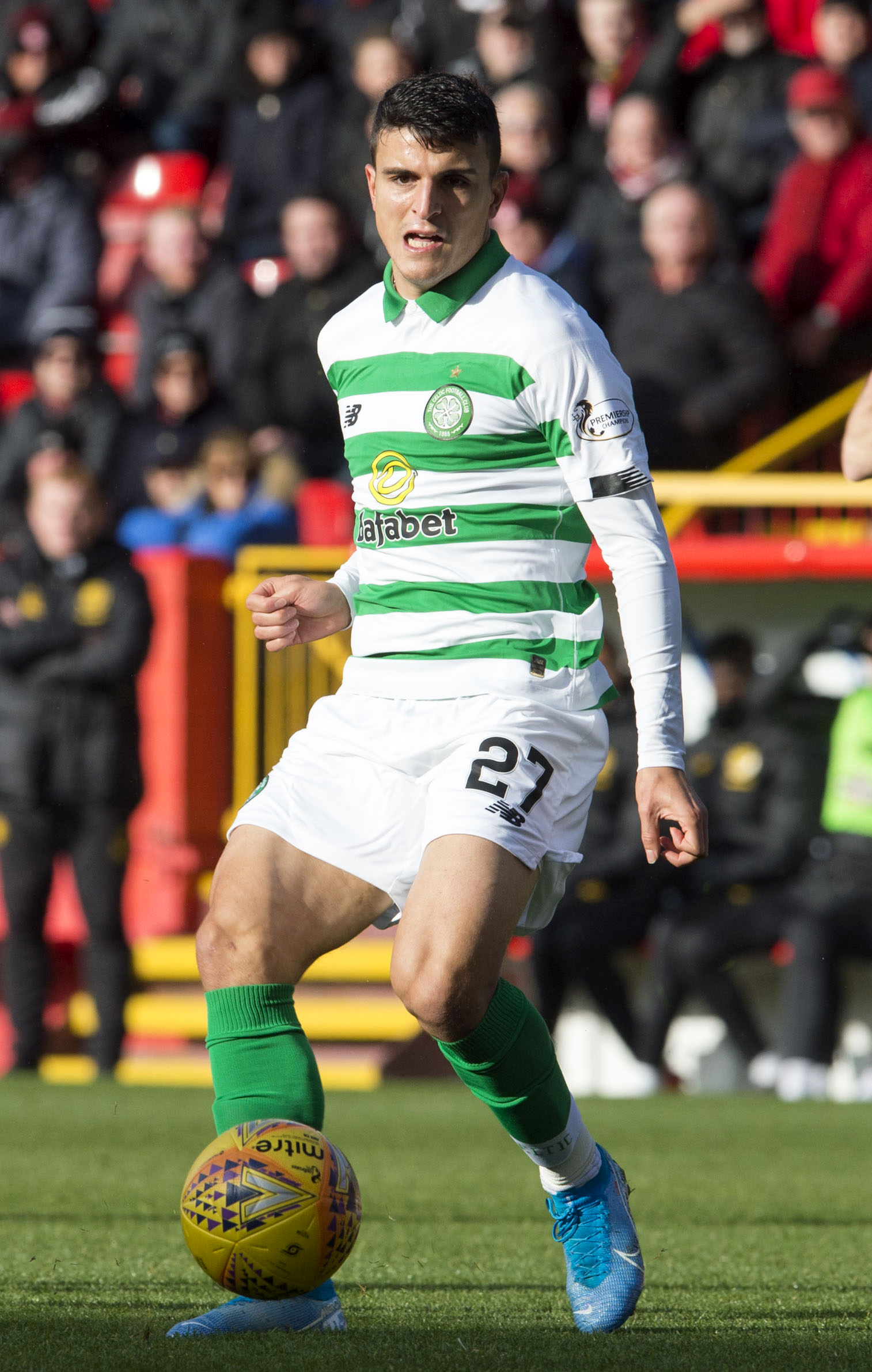 Moi Elyounoussi explains why he's staying at Celtic for another year