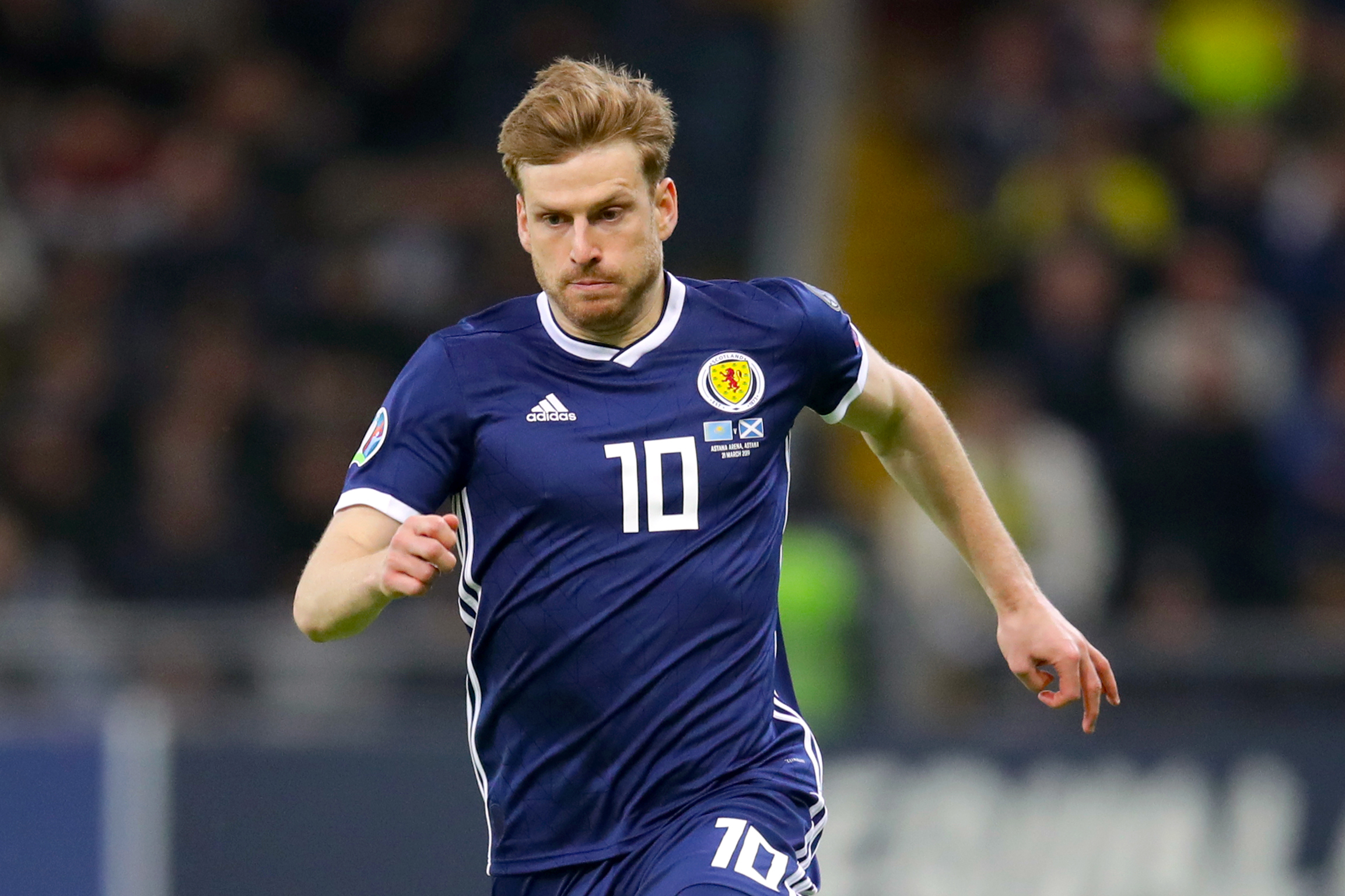 Armstrong helps Scotland top Nations League group